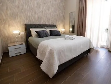Апартаменты Dream House-camilla