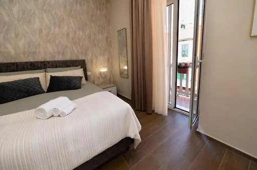 Dream House-camilla Bari