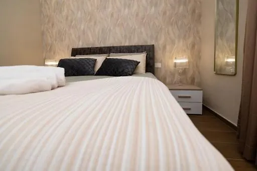 Apartament Dream House-camilla *