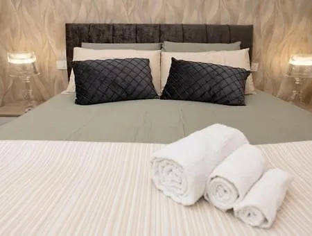 Dream House-camilla Bari