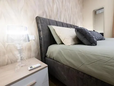 Apartment Dream House-camilla Bari